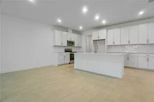 9093 Players Dr, Weeki Wachee, FL 34613 - Photo 7