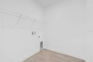 9157 Players Dr, Weeki Wachee, FL 34613 - Photo 25