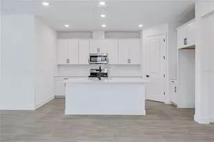 9157 Players Dr, Weeki Wachee, FL 34613 - Photo 13