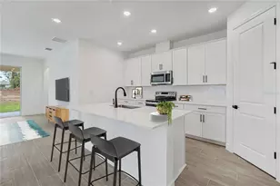 9157 Players Dr, Weeki Wachee, FL 34613 - Photo 11