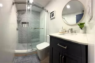 3806 Gulf of Mexico Dr, Longboat Key, FL 34228 - Photo 25