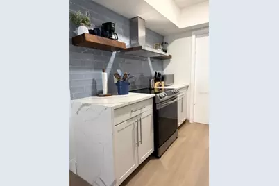 3806 Gulf Of Mexico Drive #C305, Longboat Key, FL 34228 - Photo 13