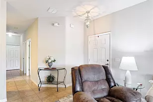 2833 Oakwater Dr, Kissimmee, FL 34747 - Photo 11