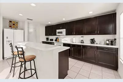 947 Emerald Green Court, Kissimmee, FL 34746 - Photo 17