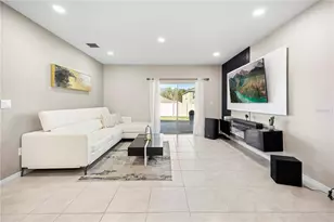 1368 Berry Ln, Davenport, FL 33837 - Photo 9