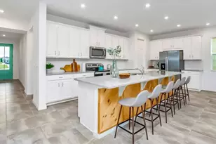 8962 Hilton Rdg Ave, Kissimmee, FL 34747 - Photo 5