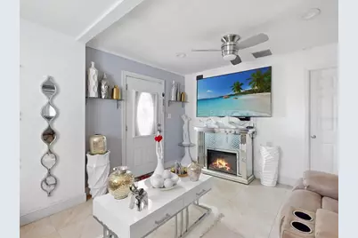 901 W Donegan Avenue, Kissimmee, FL 34741 - Photo 3