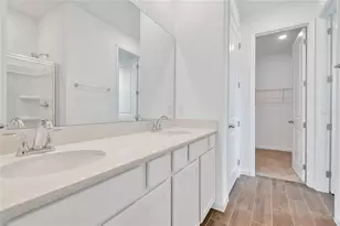 1131 Olivine Ave, Dundee, FL 33838 - Photo 11