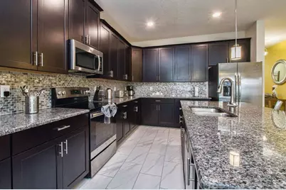 4768 Kings Castle Circle, Kissimmee, FL 34746 - Photo 13