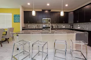 4768 Kings Castle Cir, Kissimmee, FL 34746 - Photo 9