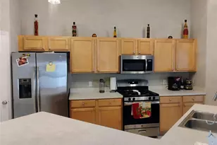 250 Sir Phillips Dr, Davenport, FL 33837 - Photo 9