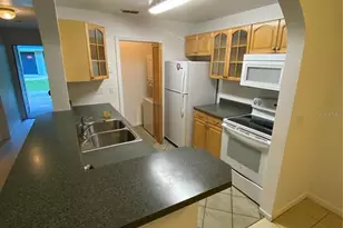 5968 Westgate Dr, Orlando, FL 32835 - Photo 5