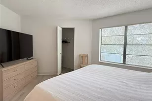 3592 Southpointe Dr, Orlando, FL 32822 - Photo 9