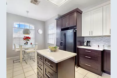 1718 Golfview Drive, Kissimmee, FL 34746 - Photo 9