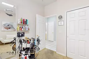 1718 Golfview Dr, Kissimmee, FL 34746 - Photo 17