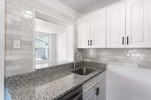 1724 Harbor Dr, Clearwater, FL 33755 - Photo 11