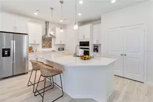 1565 Leaf Ln, Kissimmee, FL 34744 - Photo 13