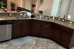 619 Tapatio Ln, Kissimmee, FL 34759 - Photo 11