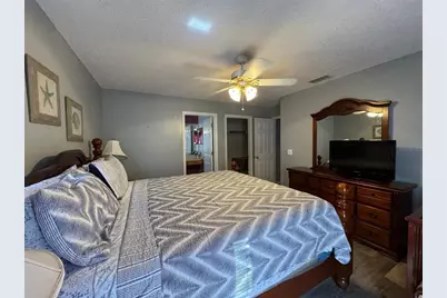 2677 Emerald Island Boulevard, Kissimmee, FL 34747 - Photo 15