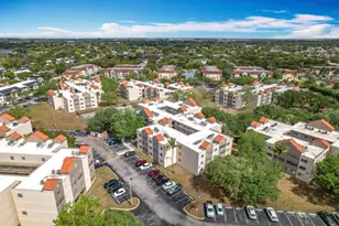 6065 NW 186th St, Hialeah, FL 33015 - Photo 17