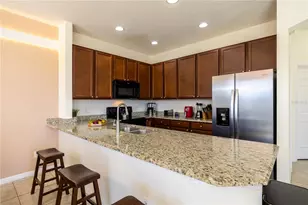 561 Las Fuentes Dr, Kissimmee, FL 34746 - Photo 5