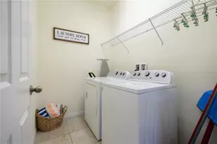 561 Las Fuentes Dr, Kissimmee, FL 34746 - Photo 27