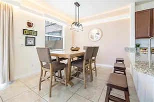 561 Las Fuentes Dr, Kissimmee, FL 34746 - Photo 9