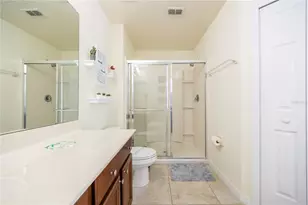 561 Las Fuentes Dr, Kissimmee, FL 34746 - Photo 15