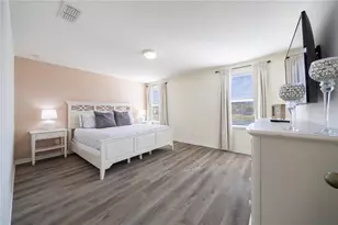 561 Las Fuentes Dr, Kissimmee, FL 34746 - Photo 11