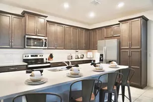 1672 Tropical Palms Cir, Kissimmee, FL 34747 - Photo 15