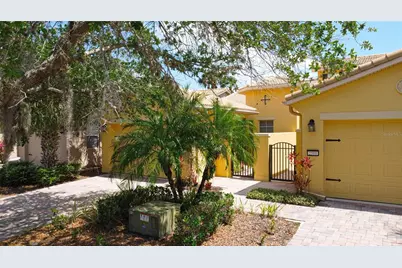 2502 Palm Tree Drive, Poinciana, FL 34759 - Photo 3