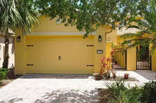 2502 Palm Tree Dr, Poinciana, FL 34759 - Photo 1