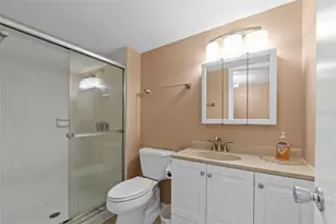 333 Lake Howard Dr NW, Winter Haven, FL 33880 - Photo 25