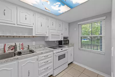 333 Lake Howard Dr NW #204D, Winter Haven, FL 33880 - Photo 13