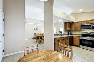 420 Robin Rd, Davenport, FL 33896 - Photo 13