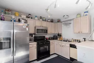 720 Belvoir Dr, Davenport, FL 33837 - Photo 9