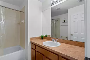 2075 Cypress Bay Blvd, Kissimmee, FL 34743 - Photo 15