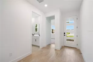 9177 Players Dr, Weeki Wachee, FL 34613 - Photo 7