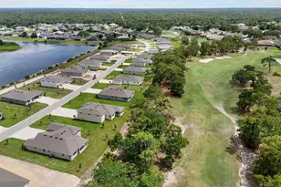 9177 Players Dr, Weeki Wachee, FL 34613 - Photo 33