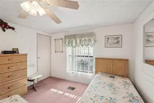 8906 31st Ave E, Palmetto, FL 34221 - Photo 25