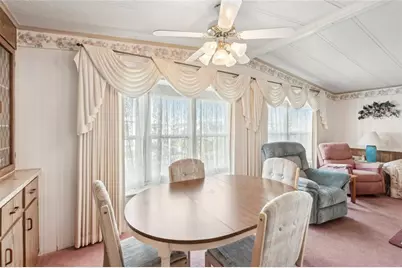 8906 31st Avenue E, Palmetto, FL 34221 - Photo 9