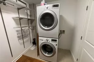 155 S Court Ave, Orlando, FL 32801 - Photo 17