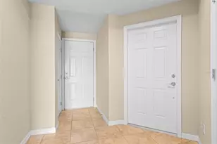 8355 Bella Tierra Ct, Davenport, FL 33896 - Photo 5