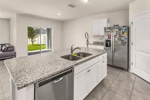 4088 Sherlock Ct, Orlando, FL 32824 - Photo 3