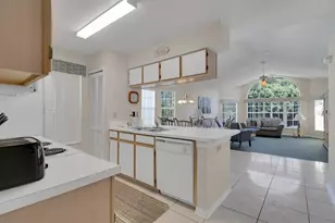 2018 Royal Bay Blvd, Kissimmee, FL 34746 - Photo 9