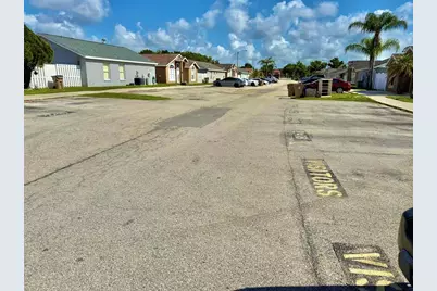 2414 Harbor Town Drive, Kissimmee, FL 34744 - Photo 21