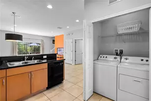 3062 Yellow Lantana Ln, Kissimmee, FL 34747 - Photo 7