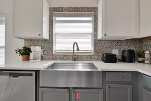 577 Eagle Pointe S, Kissimmee, FL 34746 - Photo 7