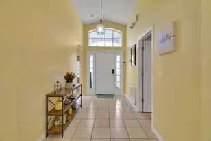577 Eagle Pointe S, Kissimmee, FL 34746 - Photo 3