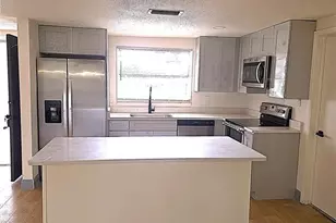 10336 Oak Hill Dr, Port Richey, FL 34668 - Photo 11